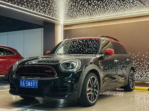 MINI JCW COUNTRYMAN 2018