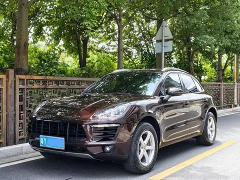Porsche Macan 2016