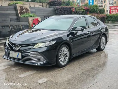 Toyota Camry 2018