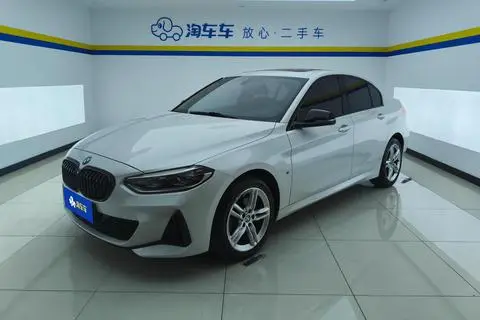 BMW 1 Series 2021
