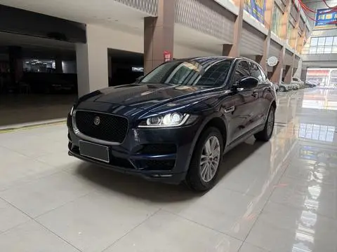 Jaguar F-PACE 2016