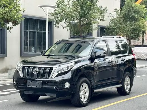 Toyota Prado 2016 — фото 1