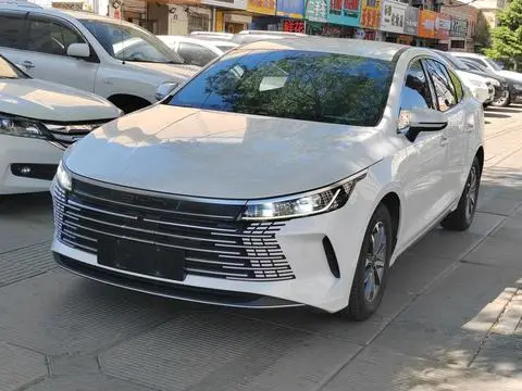 BYD 驱逐舰05 2024