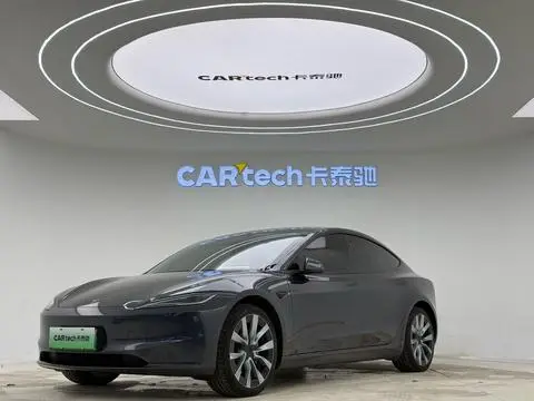Tesla Model 3 2023