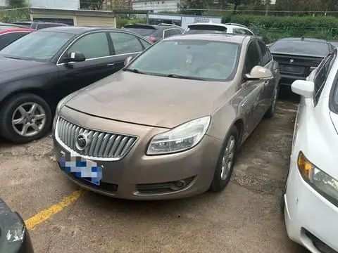 Buick Regal 2011