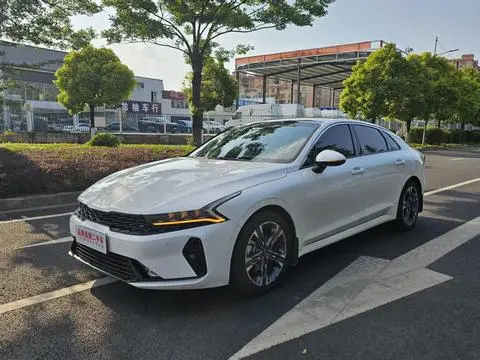 Kia K5 2021