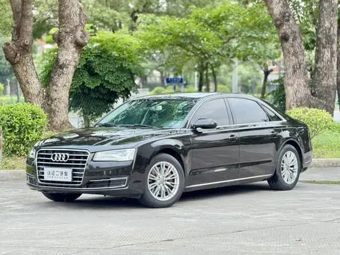 Audi A8 2014