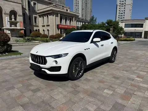 Maserati Levante 2016
