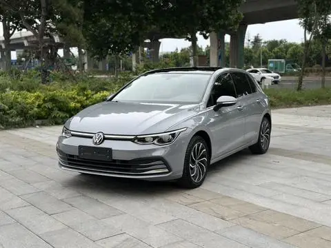 Volkswagen Golf 2021