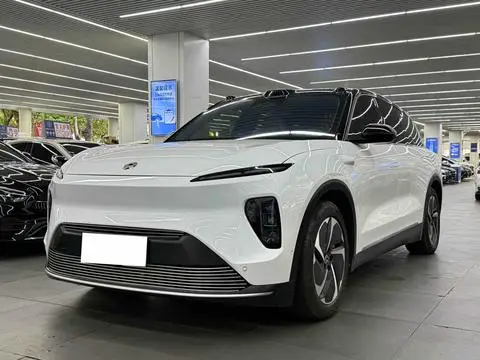 NIO ES8 2023