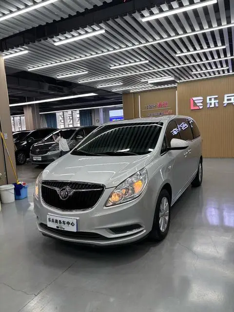 Buick GL8 2017