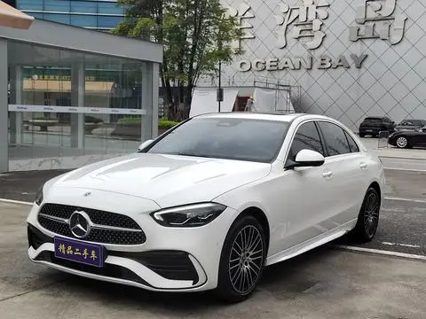 Mercedes-Benz C-Class 2024