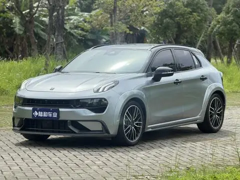 Lynk & Co 02 Hatchback 2021
