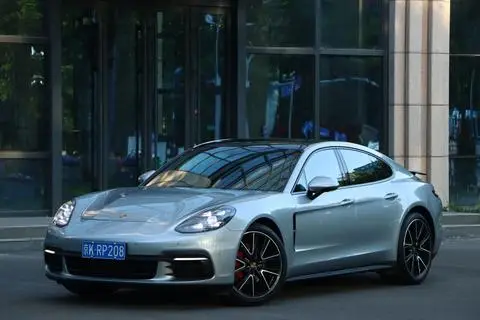 Porsche Panamera 2019