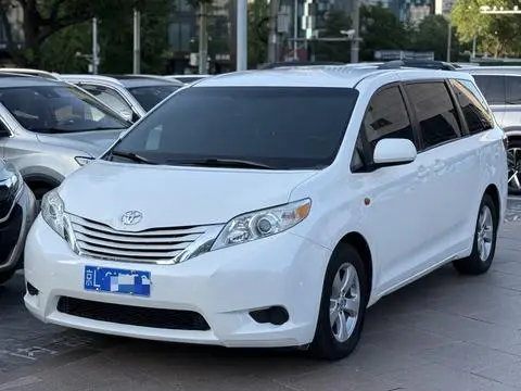 Toyota SIENNA 2014 — фото 1