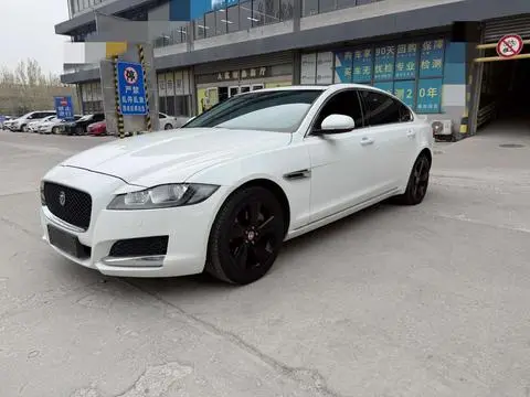 Jaguar XFL 2020