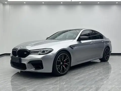BMW M5 2021