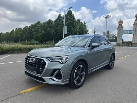Audi Q3 2023 — фото 1