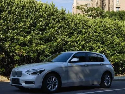 BMW 1 Series 2013 — фото 1