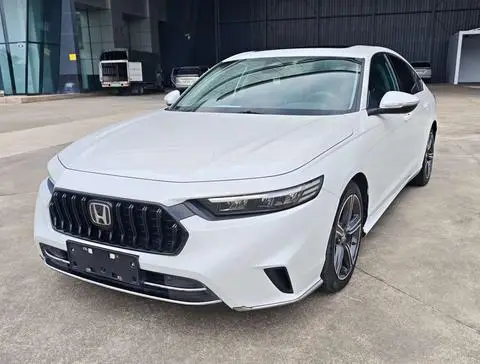 Honda 英仕派 2024 — фото 1