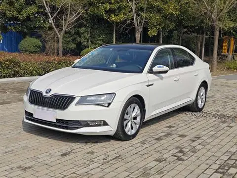Skoda Superb 2016