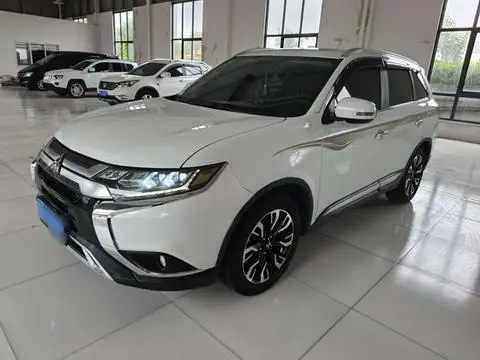 Mitsubishi 欧蓝德 2020