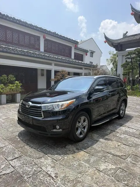 Toyota Highlander 2015