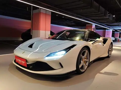 Ferrari F8 2020