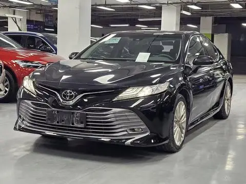 Toyota Camry 2019