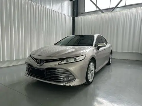 Toyota Camry 2019
