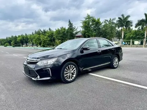 Toyota Camry 2016