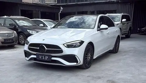 Mercedes-Benz C-Class 2024