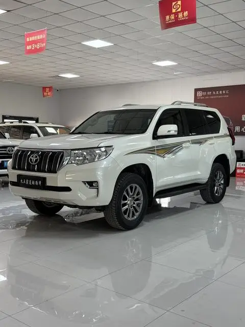 Toyota Prado 2018 — фото 1