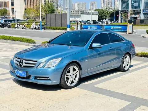 Mercedes-Benz E-Class 2011