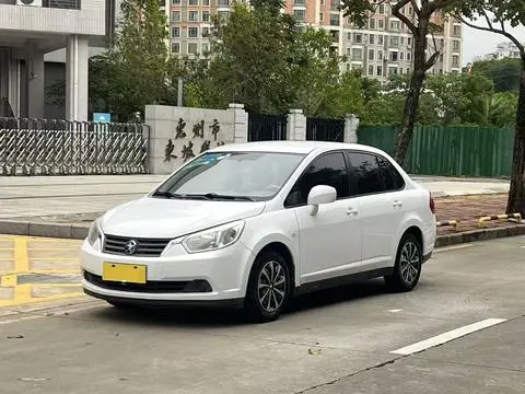 Venucia D50 2013