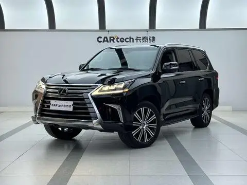 Lexus LX 2019 — фото 1