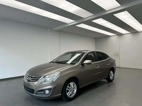 Hyundai 悦动 2011