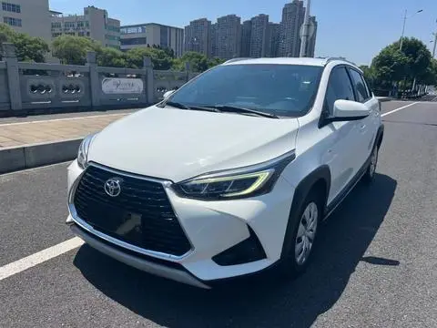 Toyota YARIS L 2020