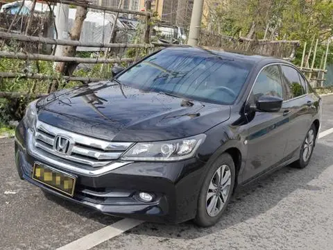 Honda Accord 2014 — фото 1