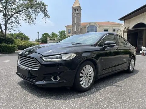 Ford 蒙迪欧 2013