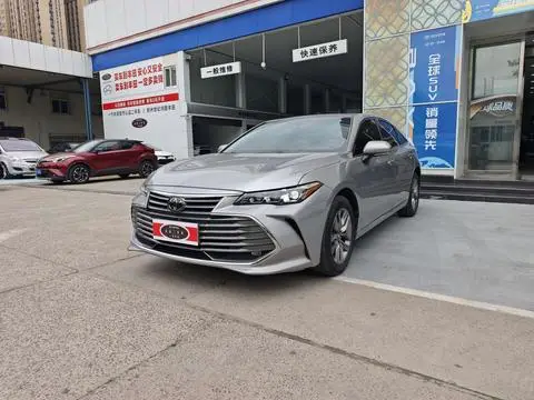 Toyota 亚洲龙 2022