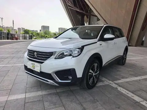 Peugeot 5008 2017