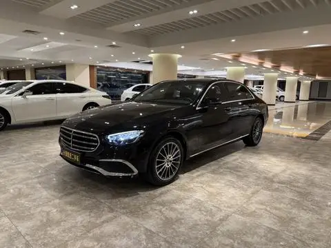 Mercedes-Benz E-Class 2023