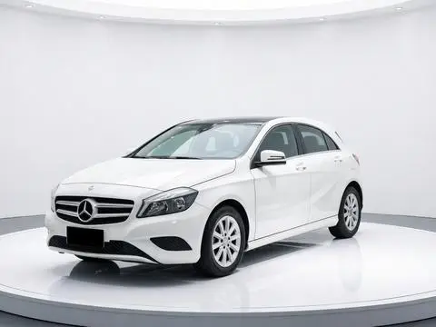 Mercedes-Benz A-Class 2015