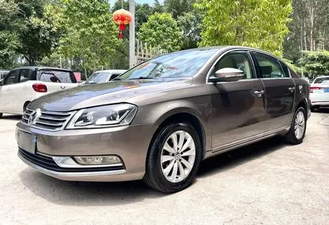 Volkswagen Magotan 2012