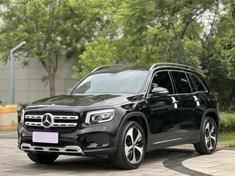 Mercedes-Benz GLB 2023