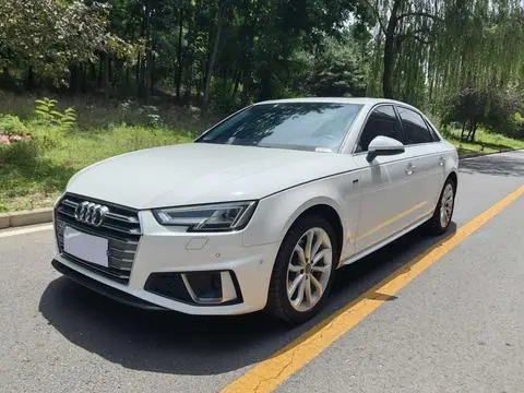 Audi A4L 2019