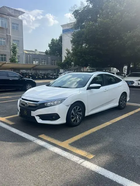 Honda Civic 2016 — фото 1