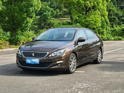 Peugeot 408 2015