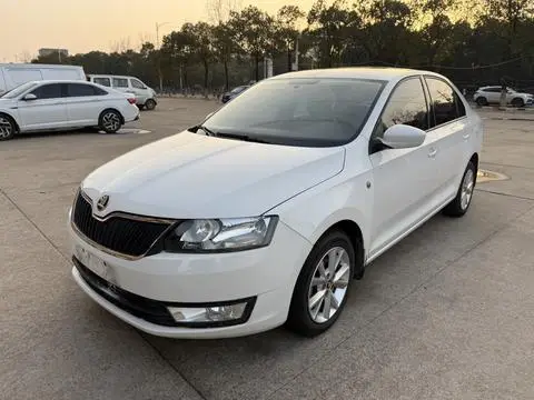 Skoda 昕锐 2015 — фото 1